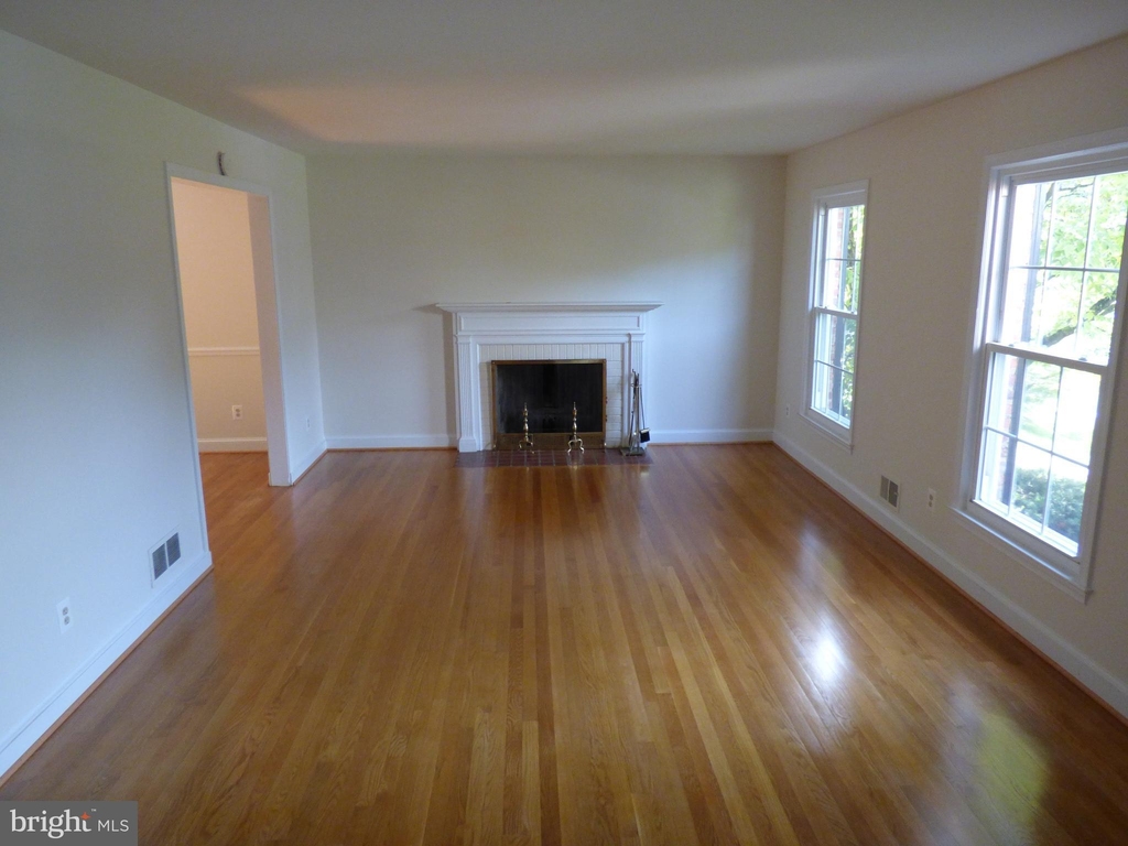 7815 Fulbright Court - Photo 1