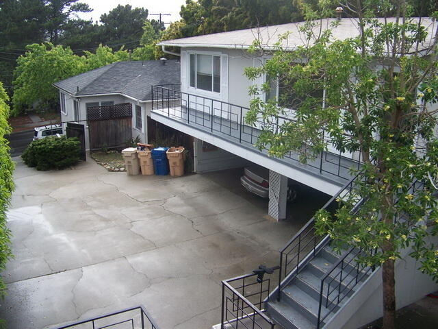 210 Barranca Ave - Photo 0