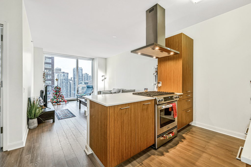 500 North Lake Shore Drive - Photo 6