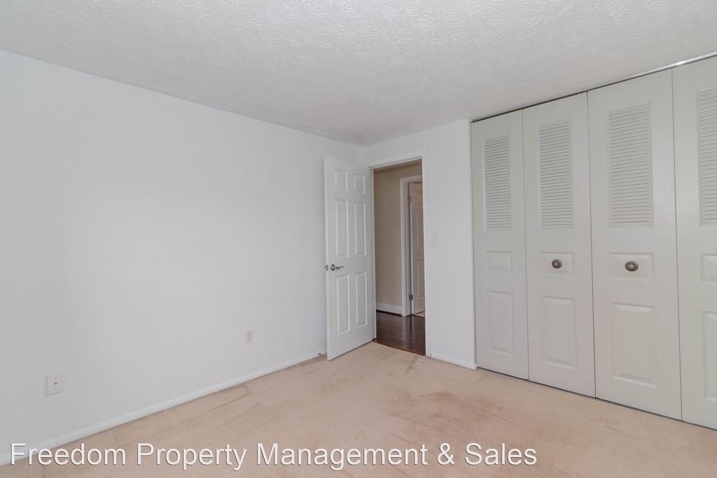 10264 Winfield Ct - Photo 19