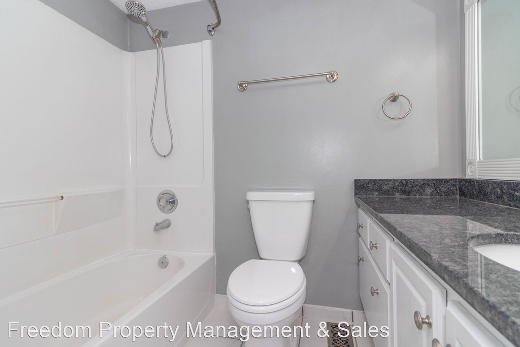 10264 Winfield Ct - Photo 17