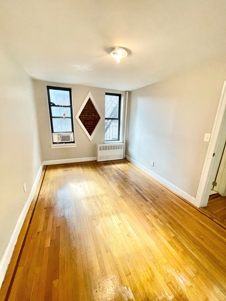 585 East 21st Street - Photo 0