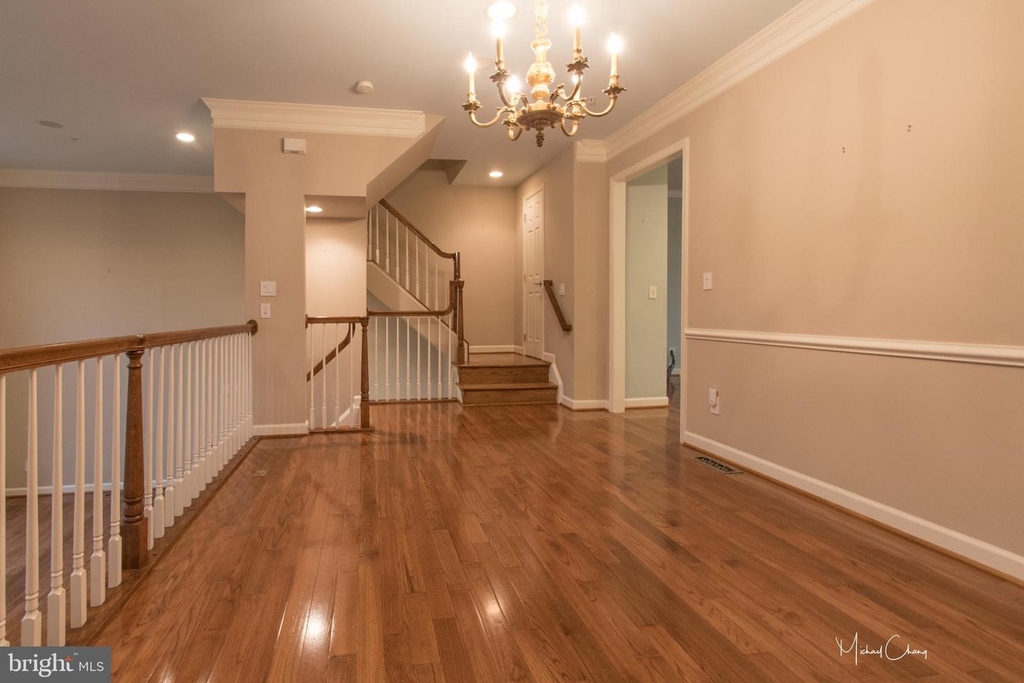 105 Oak Knoll Ter - Photo 10