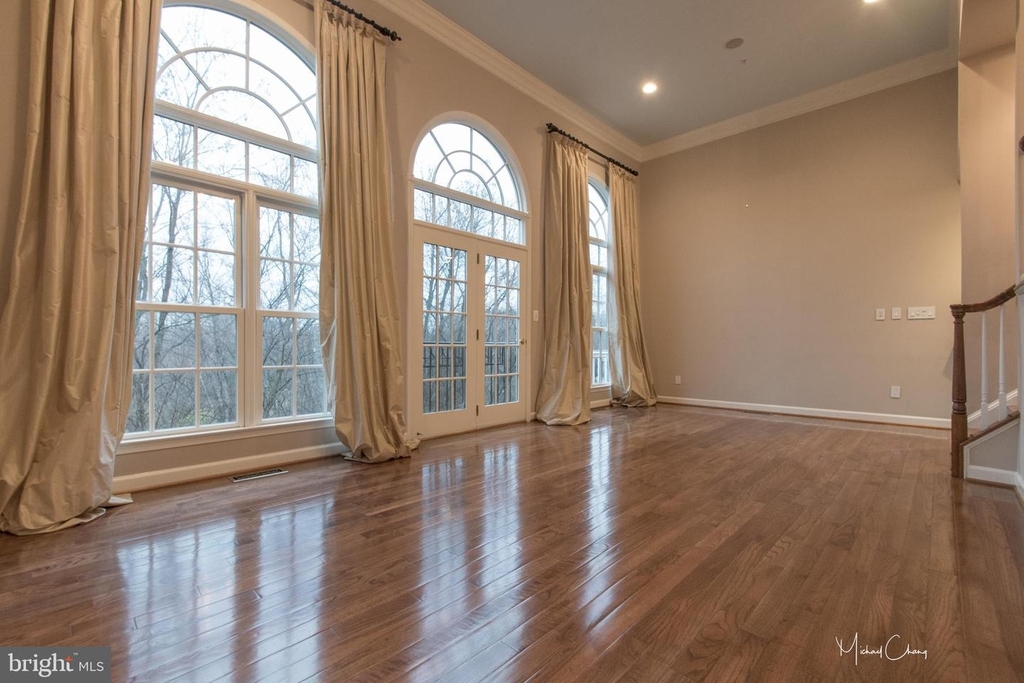 105 Oak Knoll Ter - Photo 4