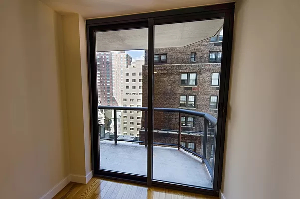 West 48th Street - Photo 3