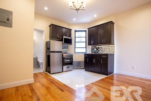 637 St Marks Avenue - Photo 1