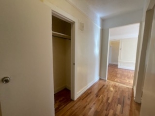 650 Crown Street - Photo 2