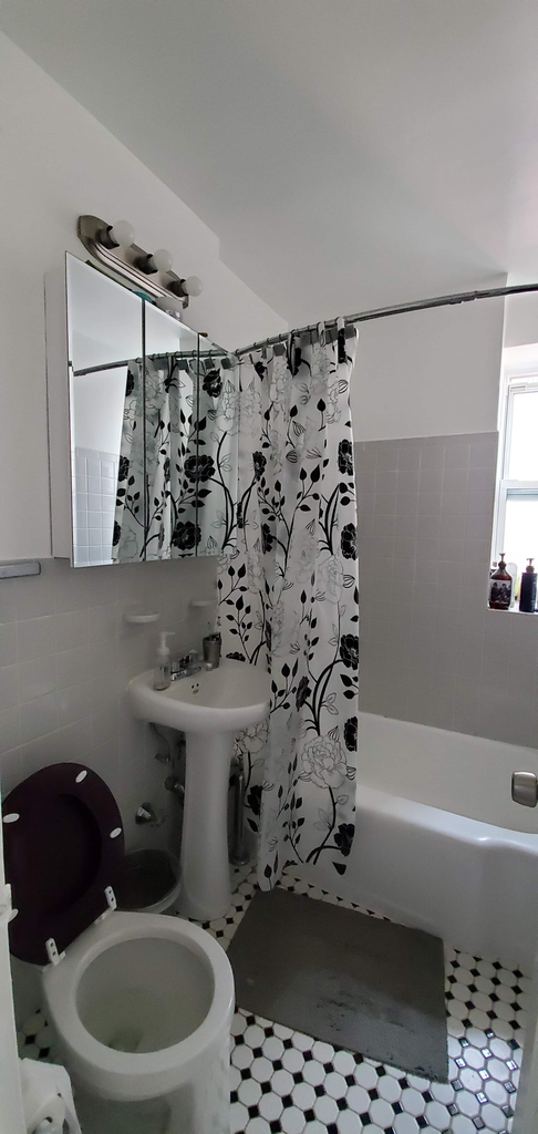 33-26 82nd Street - Photo 1