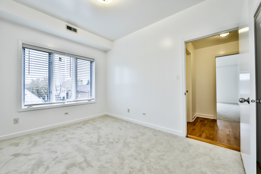 2158 West Grand Avenue - Photo 13