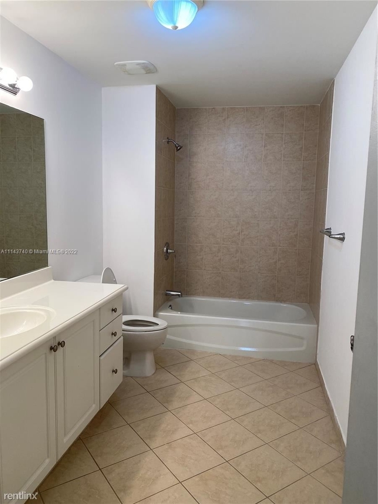 8395 Sw 73rd Ave Apt 115 - Photo 9