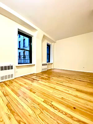 511 East 78th Street - Photo 2