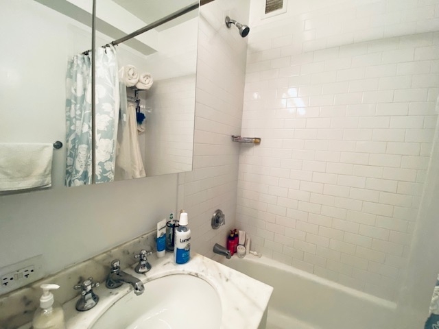 455 West 37th Street - Photo 4