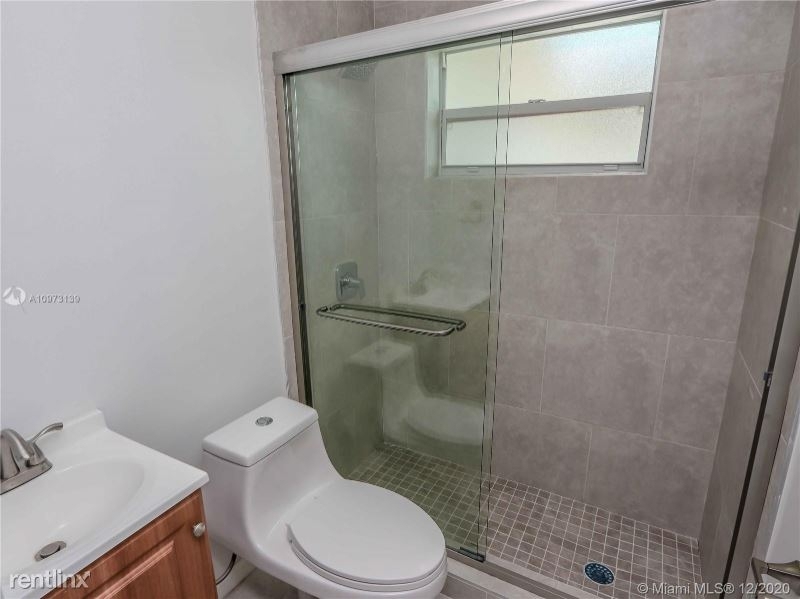 2941 Sw 36th Ave - Photo 13