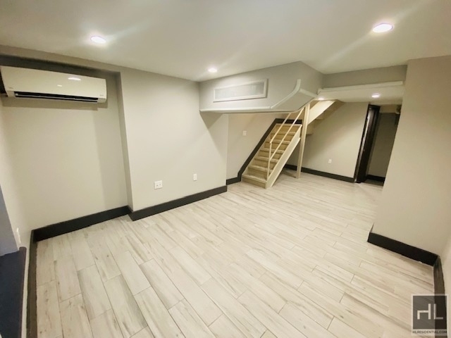 518 East 5 Street - Photo 8