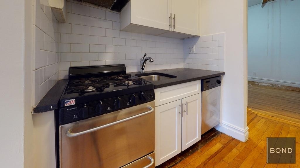 230 East 87 Street - Photo 7