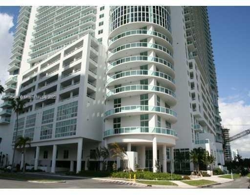 1800 N Bayshore Dr - Photo 1