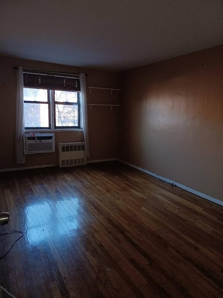 84-40 153 Avenue - Photo 3