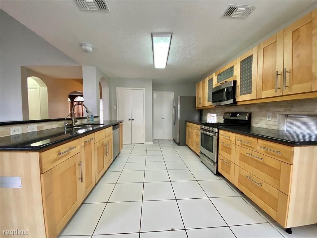 7515 San Dimas Drive - Photo 29