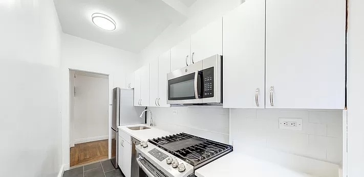 149 West 55th Street - Photo 0