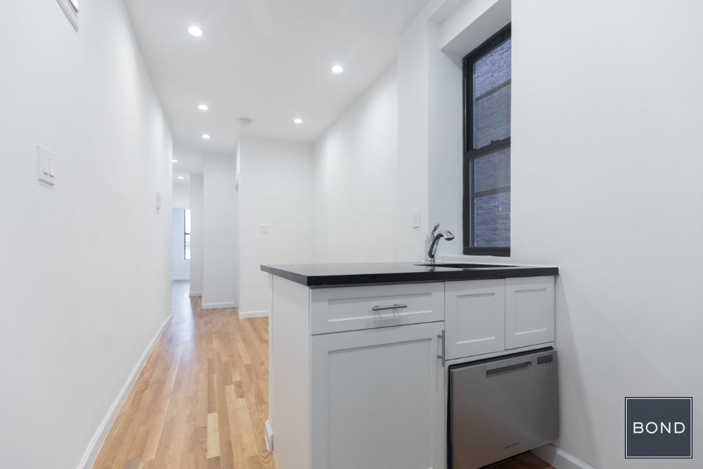 312 East 91st Street - Photo 2