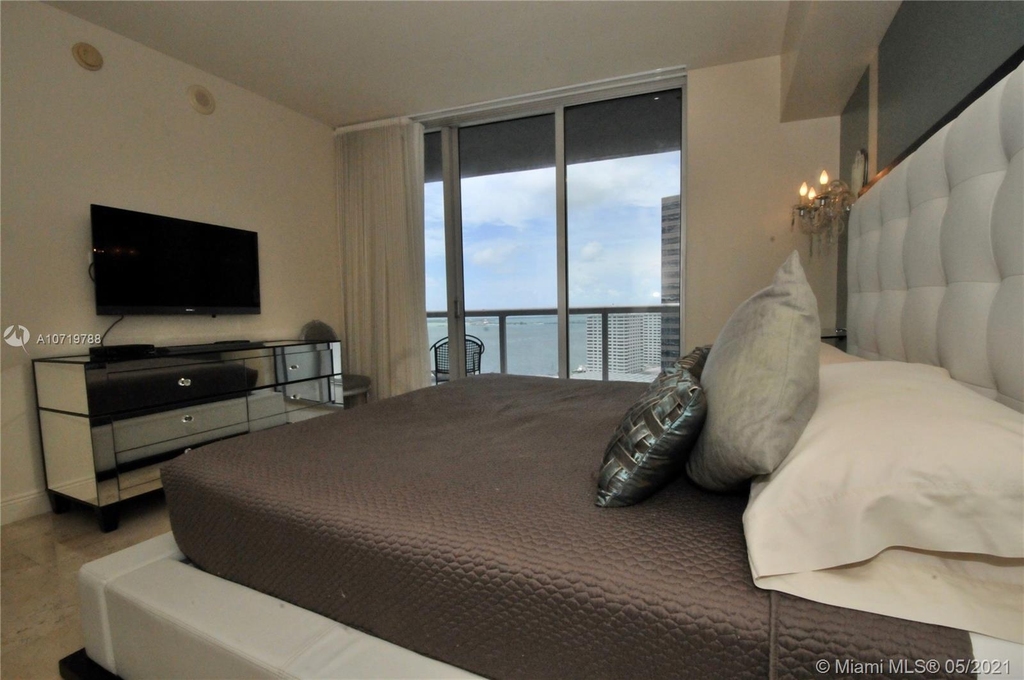 485 Brickell Ave - Photo 5