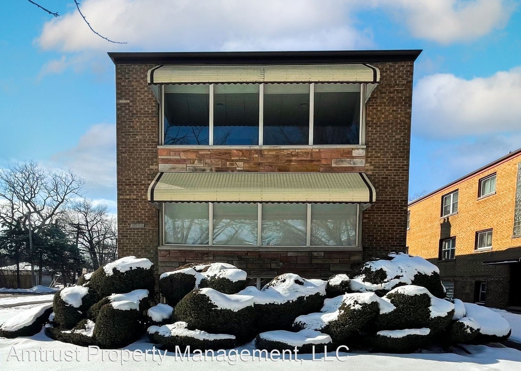 3044 S. Harlem Avenue - Photo 2