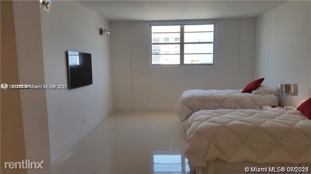 19390 Collins Ave Apt 1402 - Photo 11