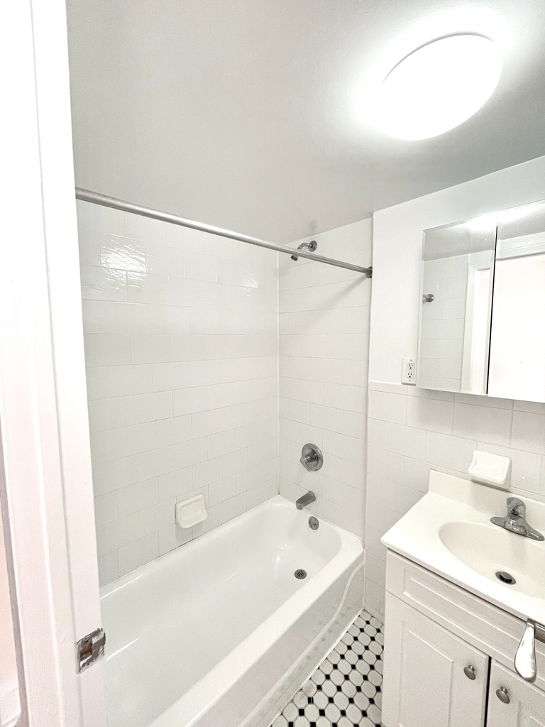 1631 2nd Avenue - Photo 9