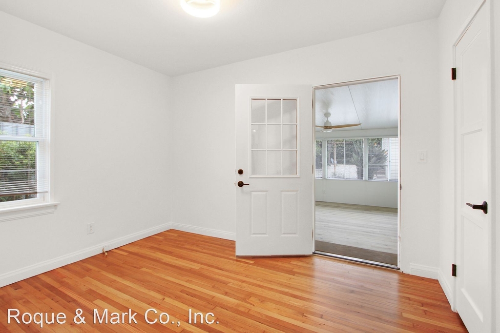 1119 Marine Street - Photo 6