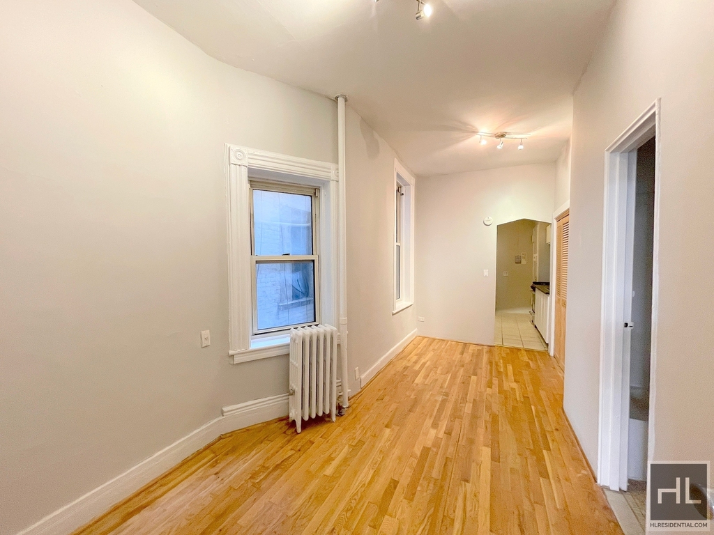 208 East 25 Street - Photo 1