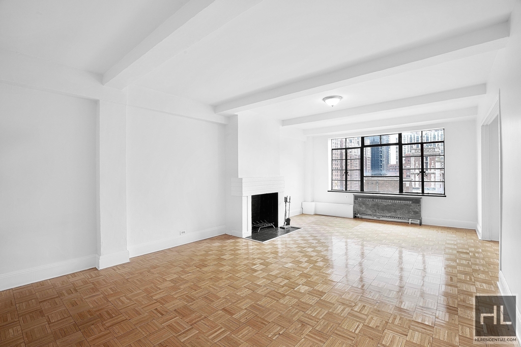 310 East 44th Street - Photo 1