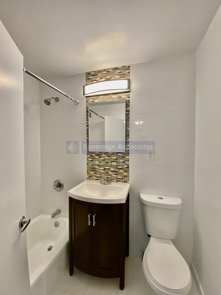 150 West 225th Street - Photo 14