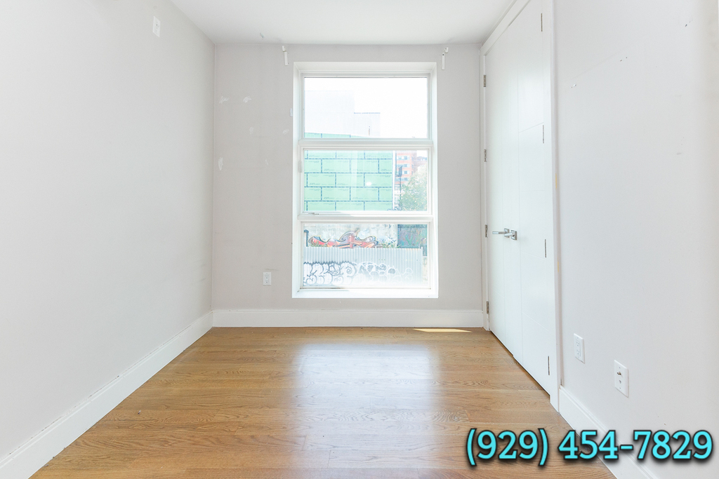 259 Evergreen Avenue - Photo 5