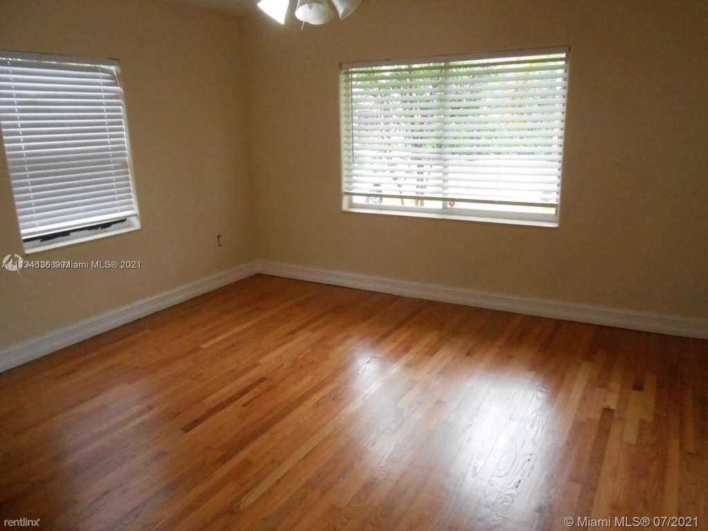 10753 Ne 3rd Ave - Photo 5