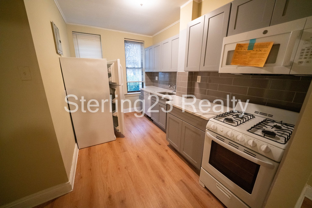 41-8 54th Street - Photo 10