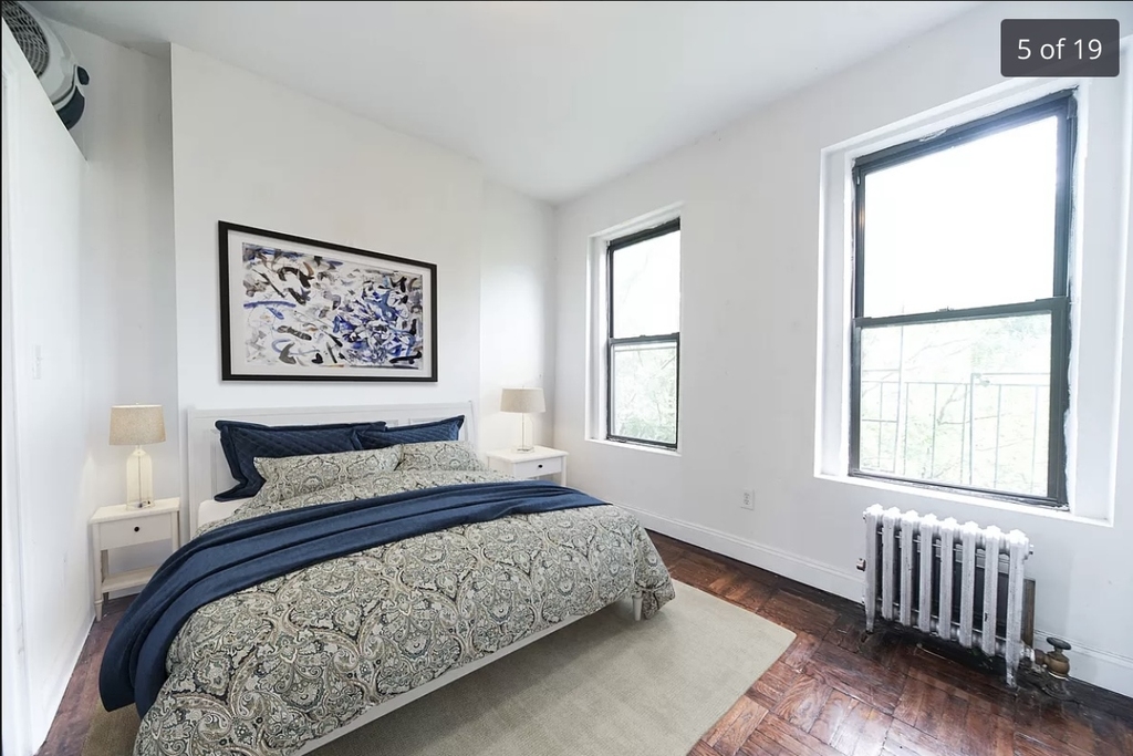 715 East 5th Street - Photo 8