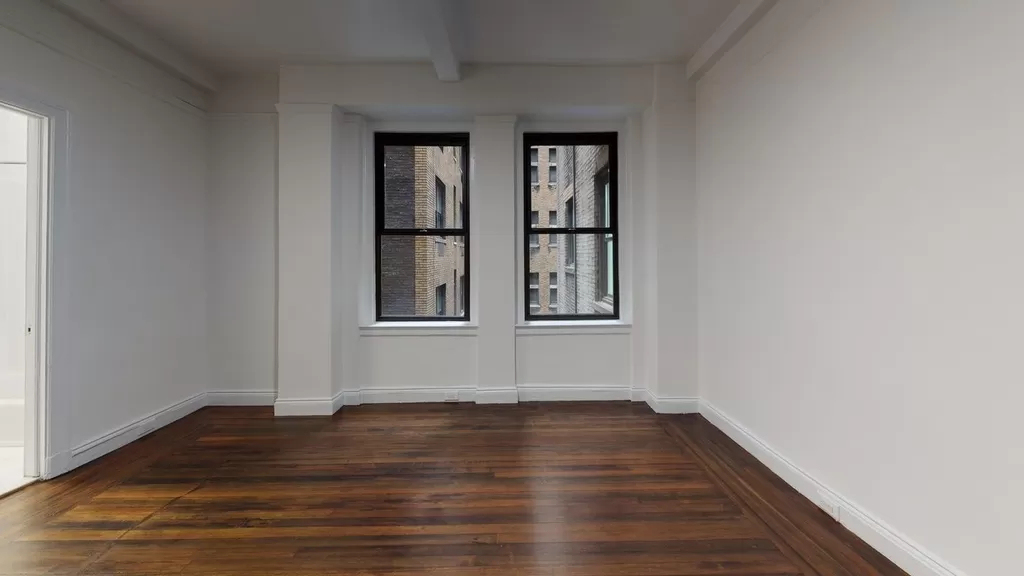 139 West 55th Street - Photo 2