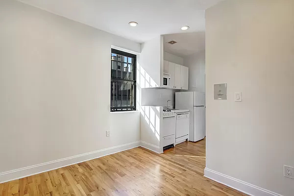 190 east 3rd - Photo 1