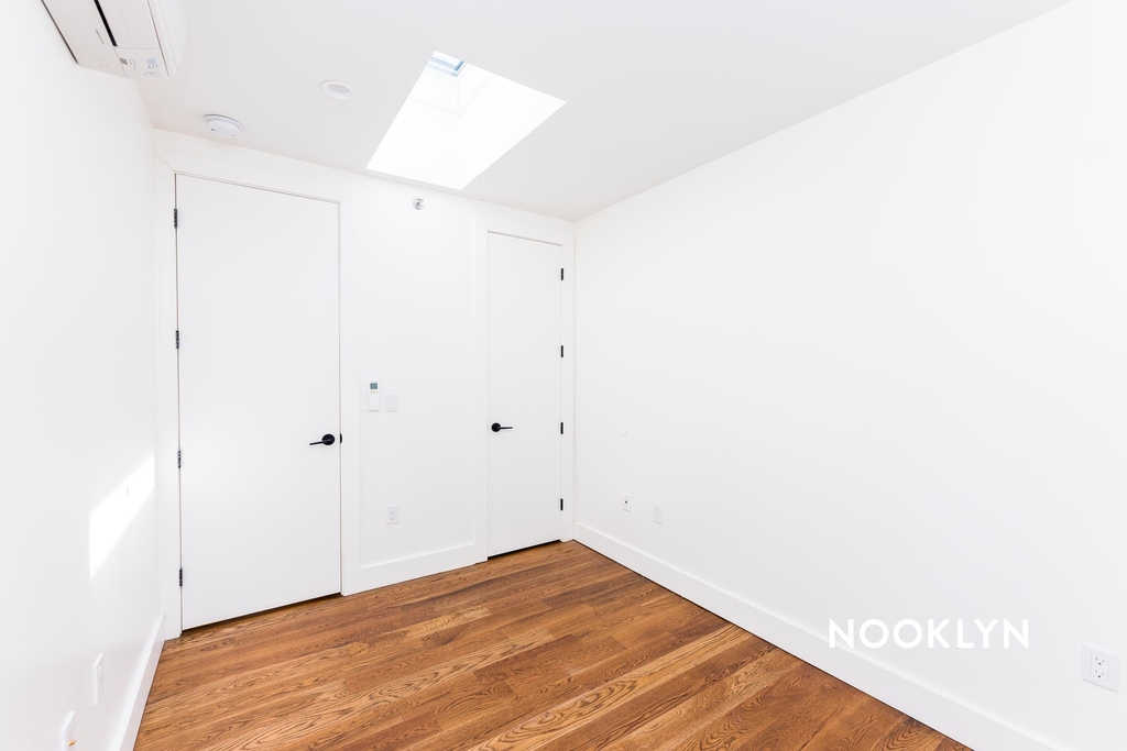 1054 Bushwick Avenue - Photo 9