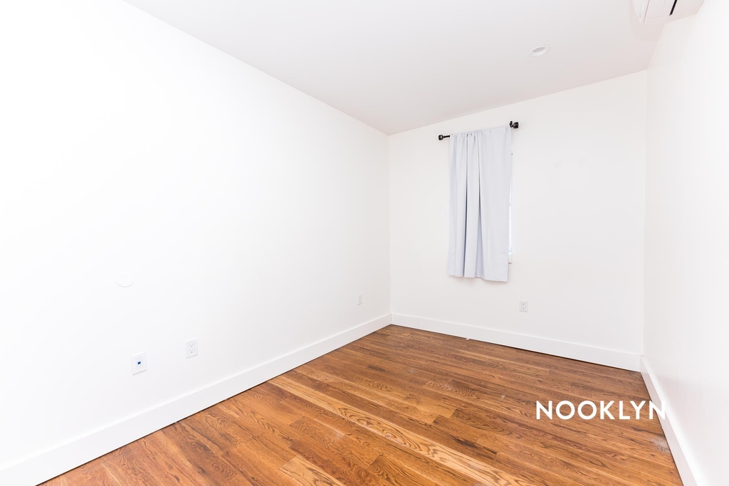 1054 Bushwick Avenue - Photo 12