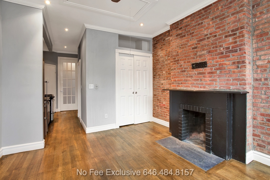 53 Leroy Street, #5B - Photo 3