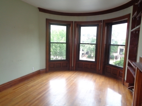 850 Beacon St - Photo 1