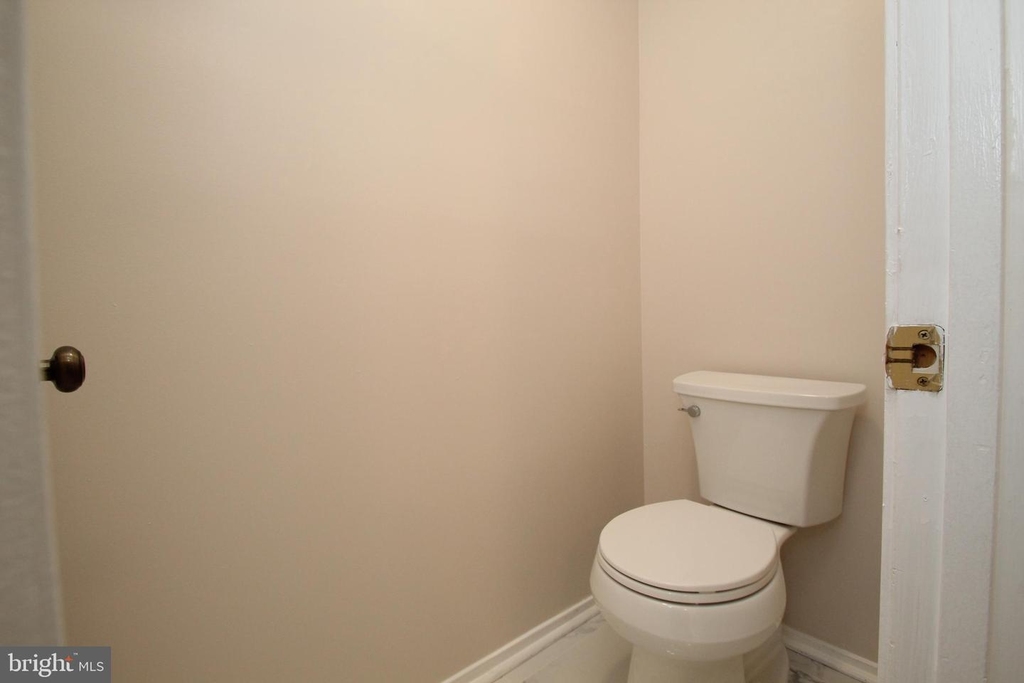 27 Valerian Ct - Photo 14