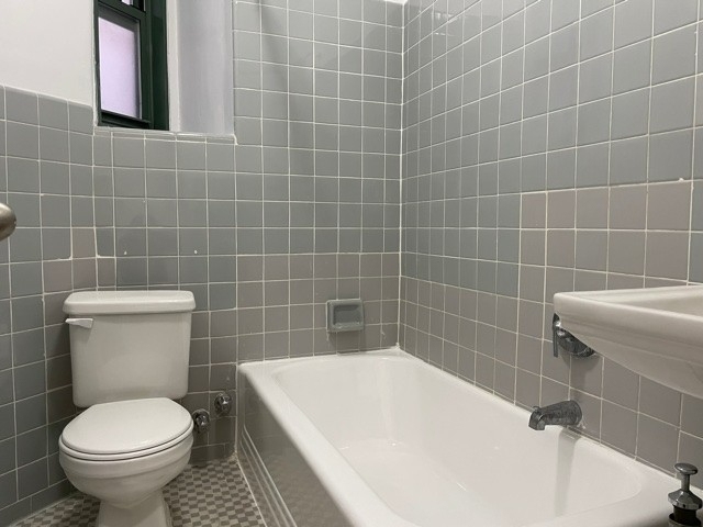 East 79th Street - Photo 3