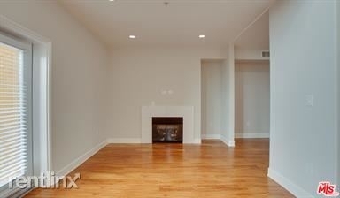 340 Hauser Blvd # 5-411 - Photo 8