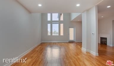 340 Hauser Blvd # 5-411 - Photo 6