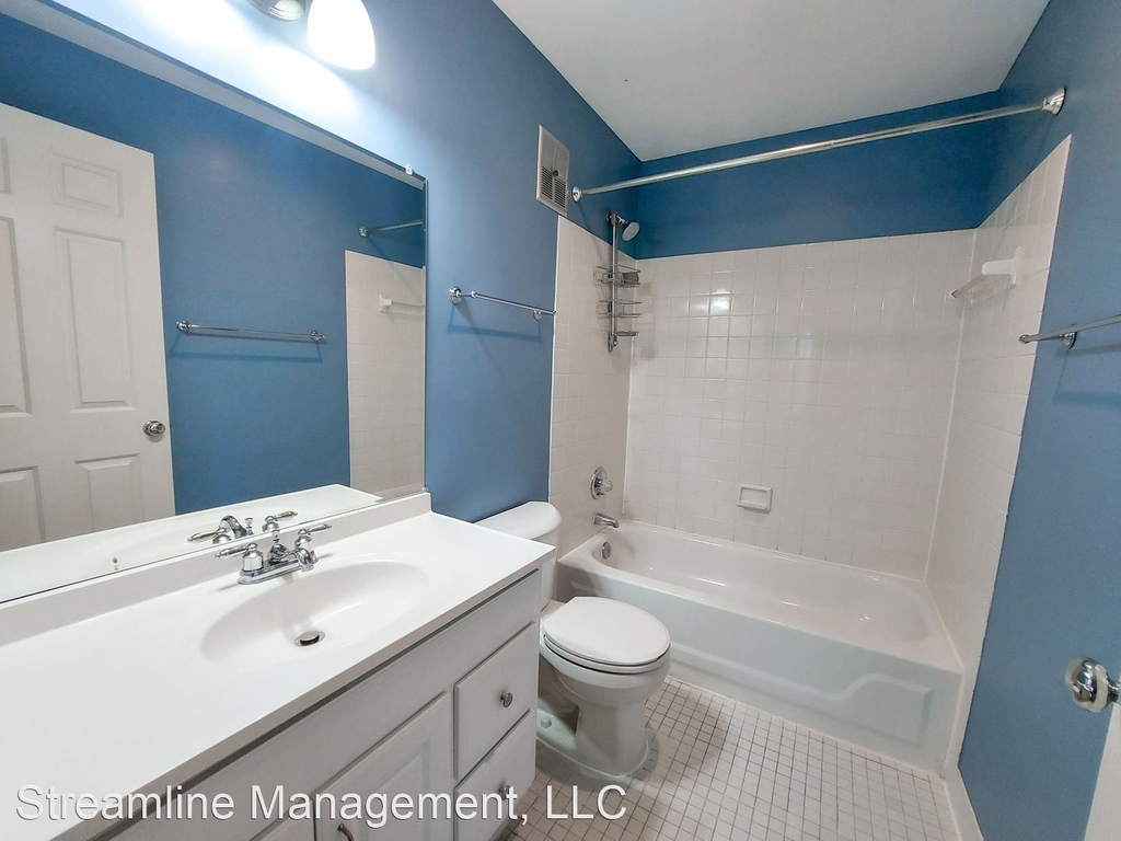 3255 Sutton Pl Nw Unit C - Photo 10