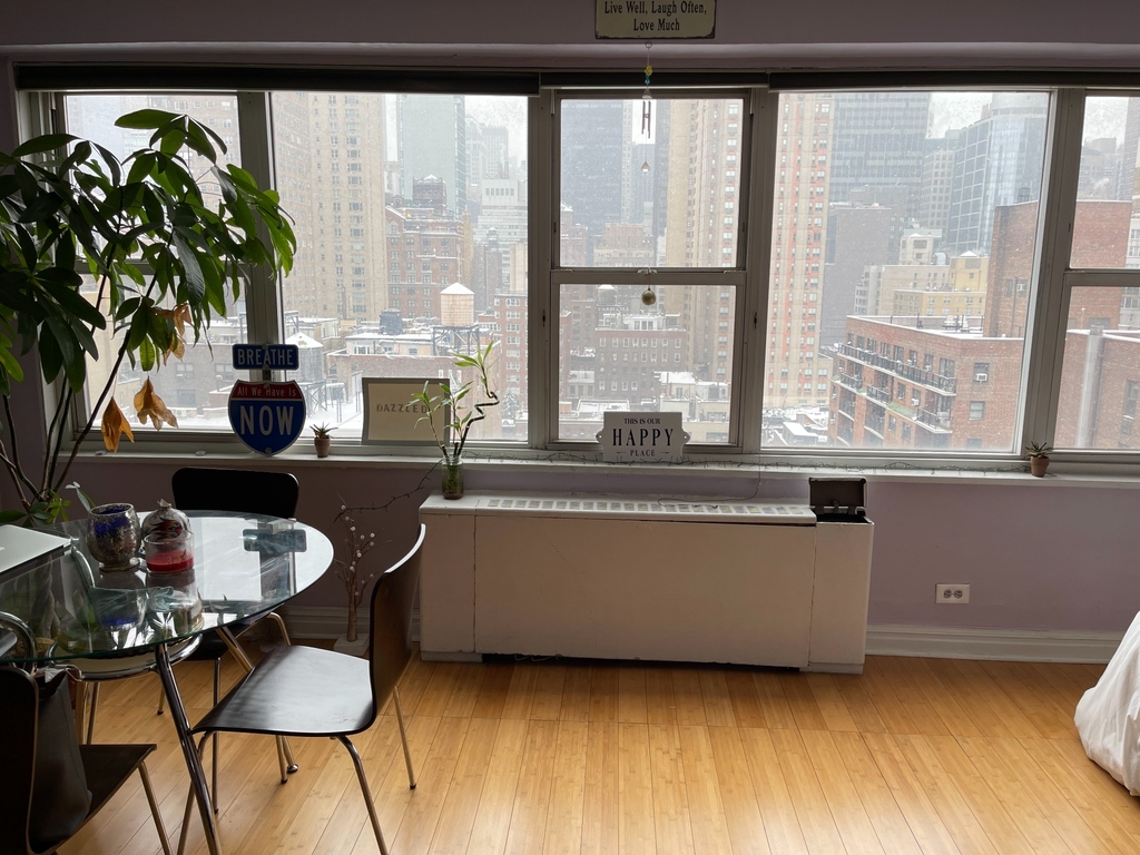 155 East 34th Street - Photo 6