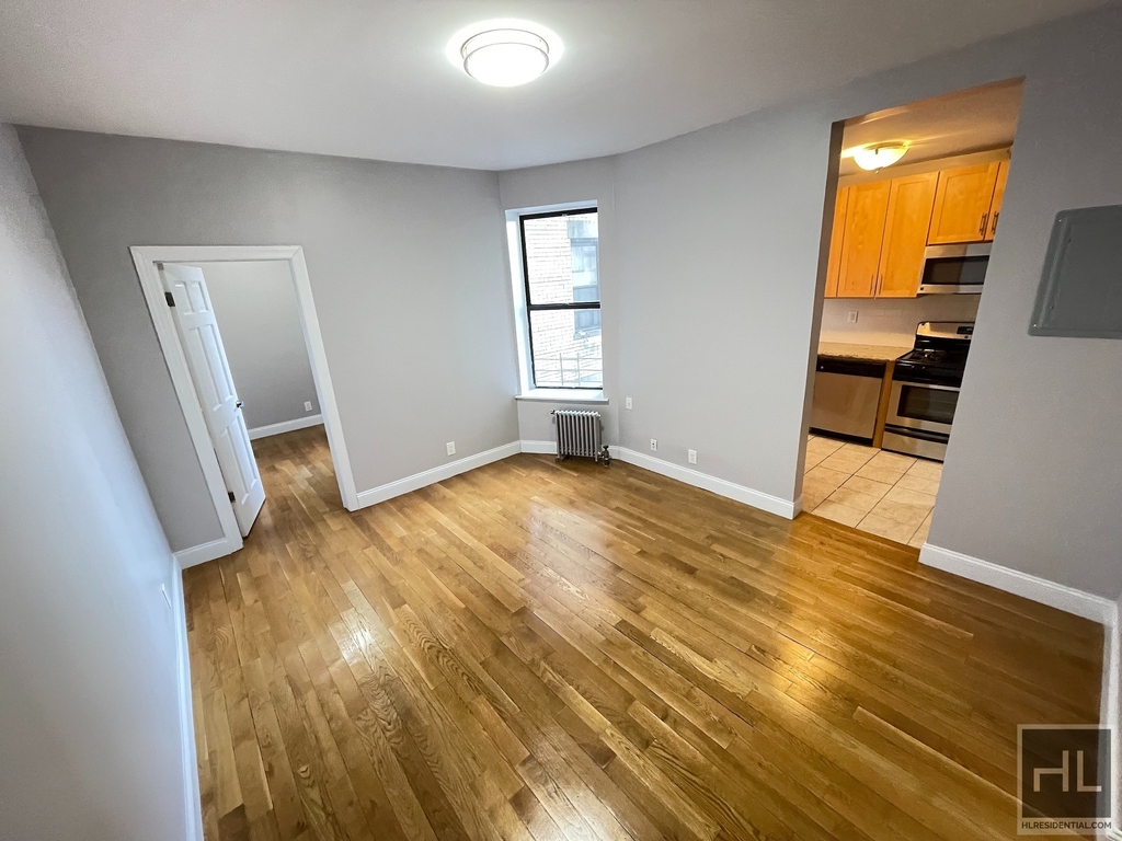 1071 St Nicholas Avenue - Photo 6