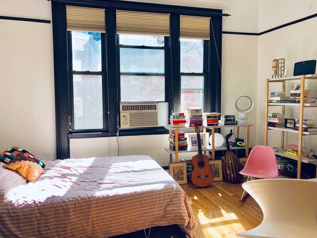 335 West 71st Street - Photo 3